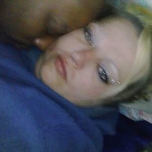 Meet your Posher, Traci